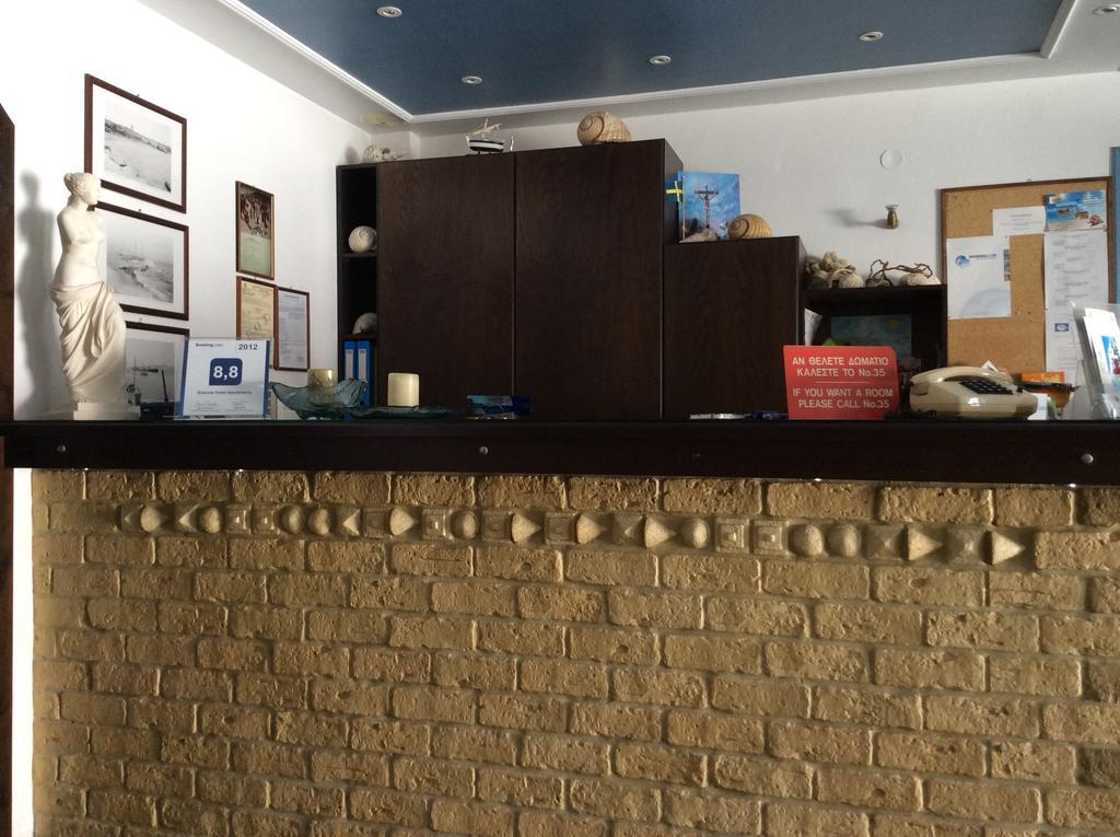 Giannis Hotel Adámas